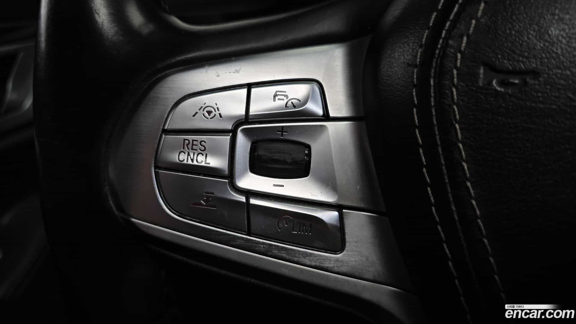7-Series BMW 2016.10-OPTION-020
