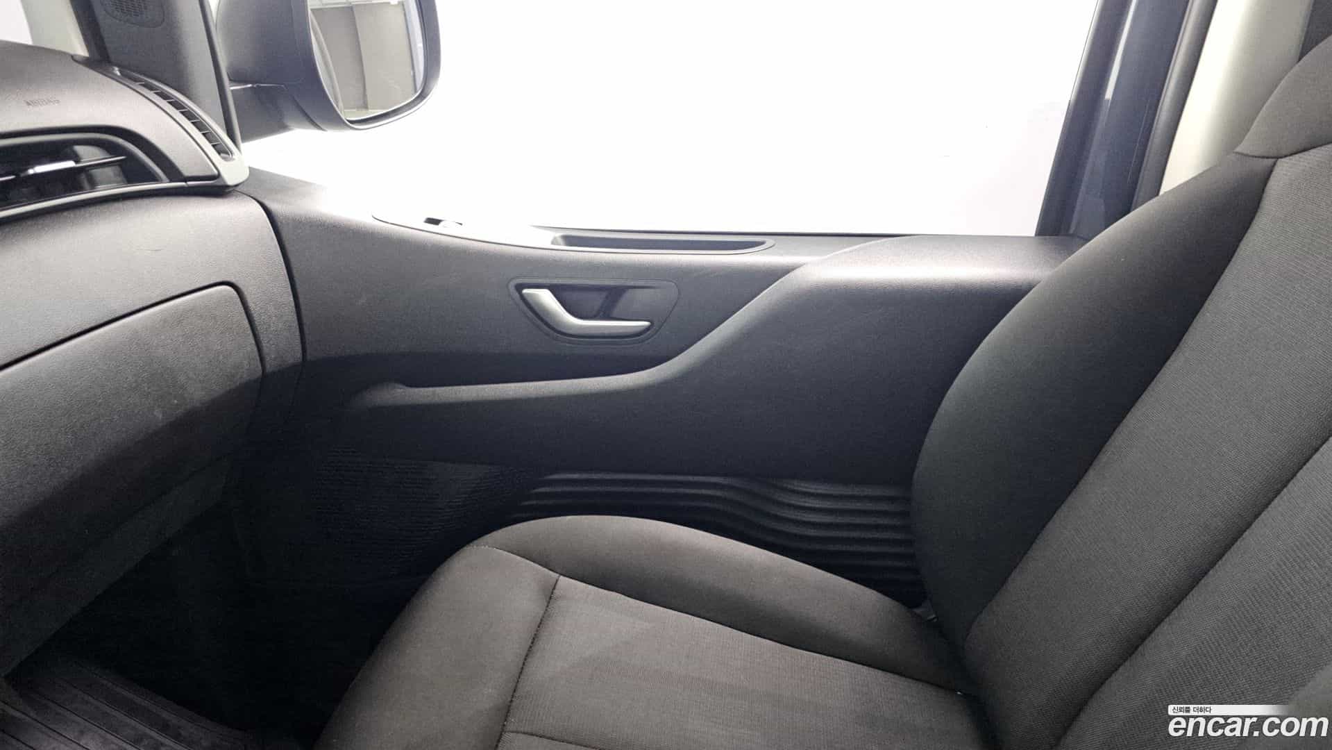 Staria Hyundai 2022.2-INNER-035