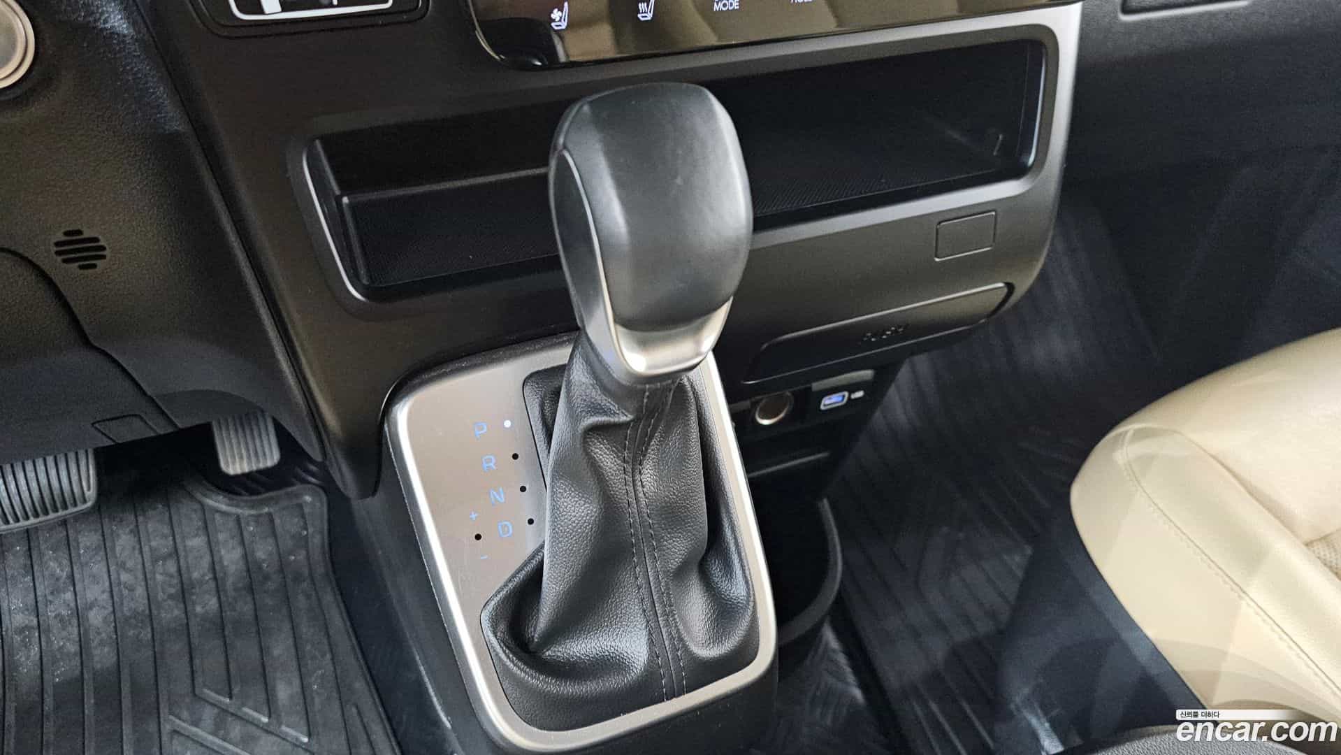 Staria Hyundai 2023.5-INNER-009