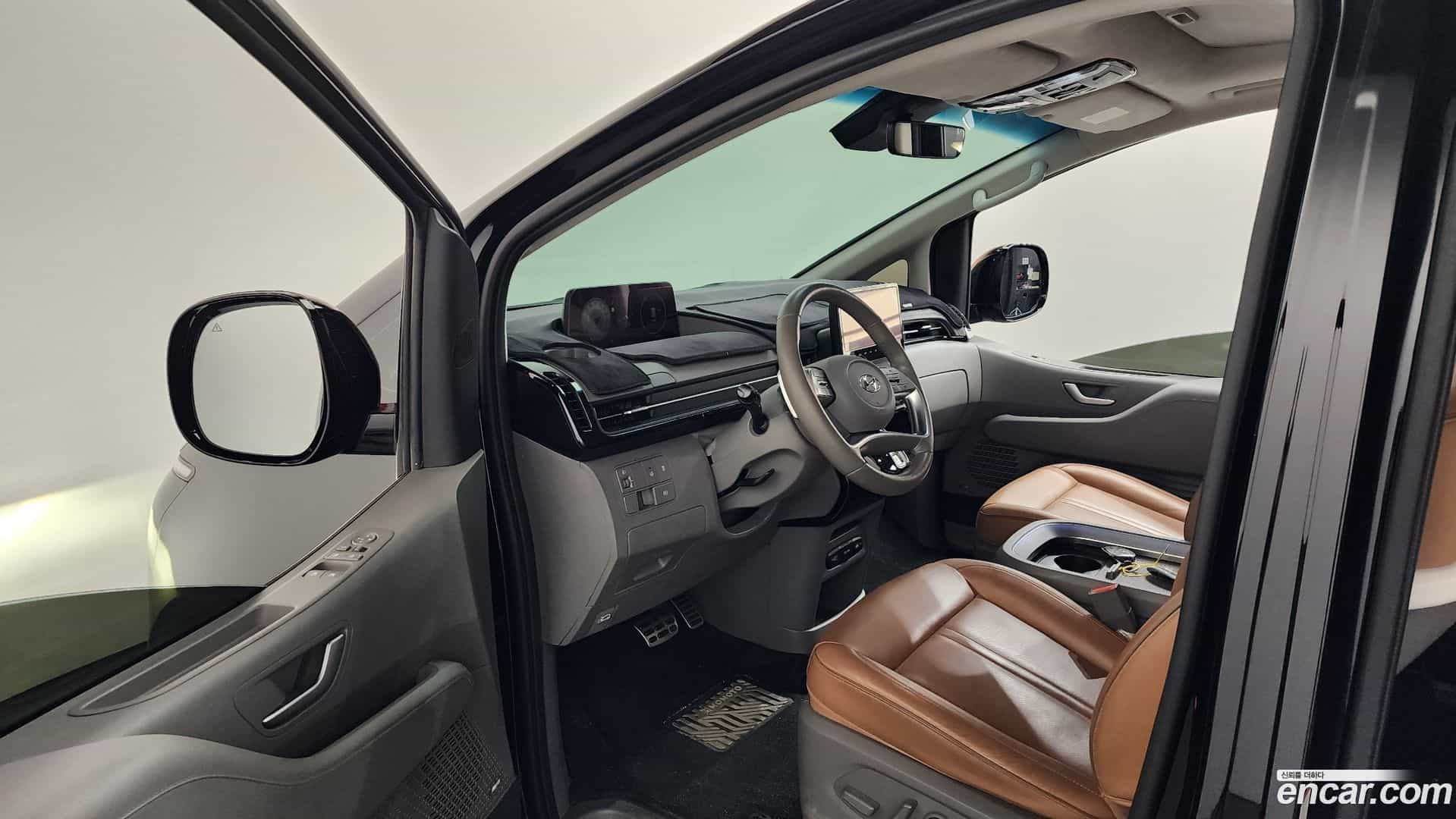 Staria Hyundai 2021.6-INNER-010