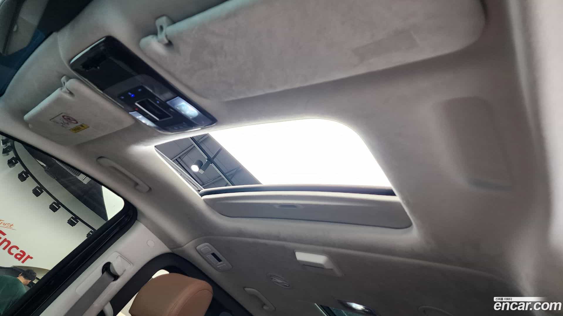 Staria Hyundai 2021.6-OPTION-022