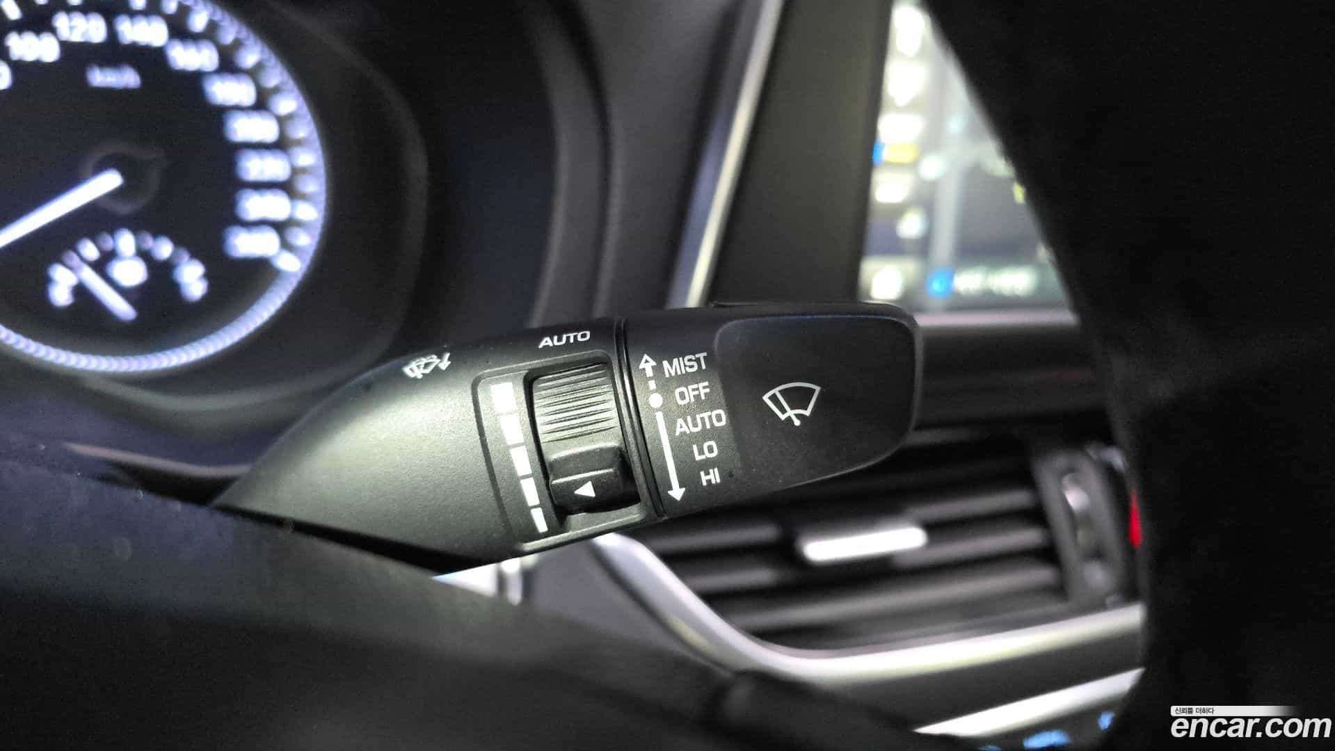 Grandeur Hyundai 2018.11-OPTION-022