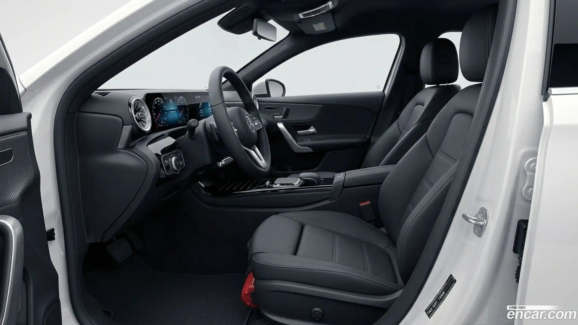 A-Class Mercedes-Benz 2025.7-INNER-010