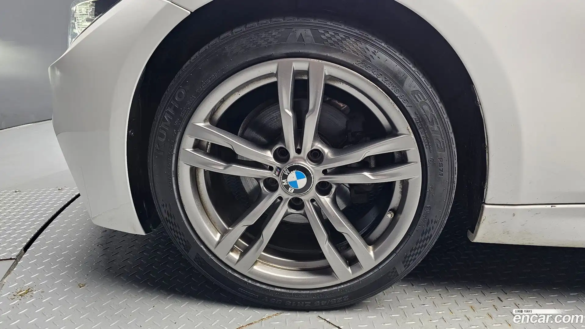 3-Series BMW 2017.2-OUTER-005