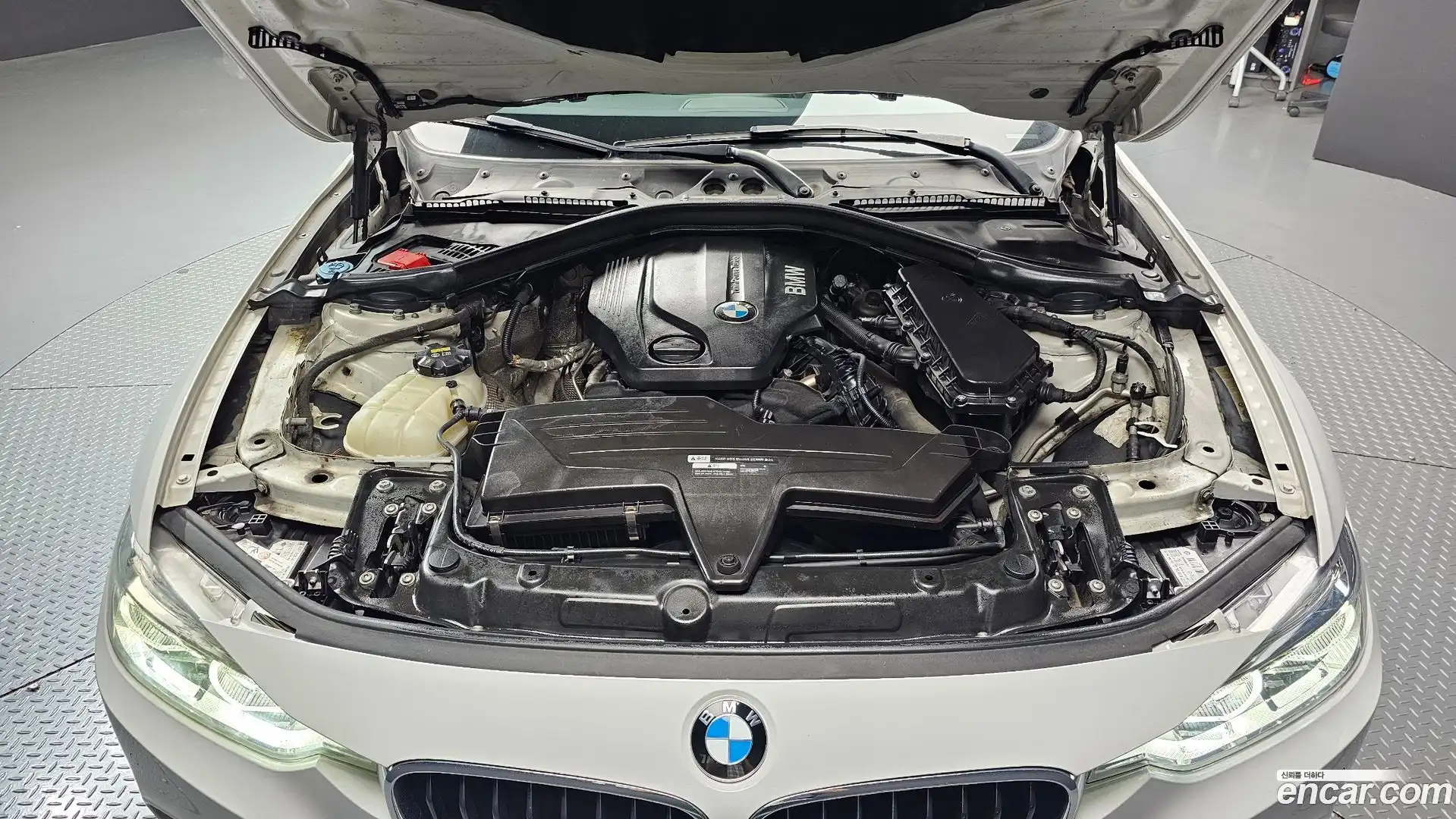 3-Series BMW 2017.2-OUTER-006