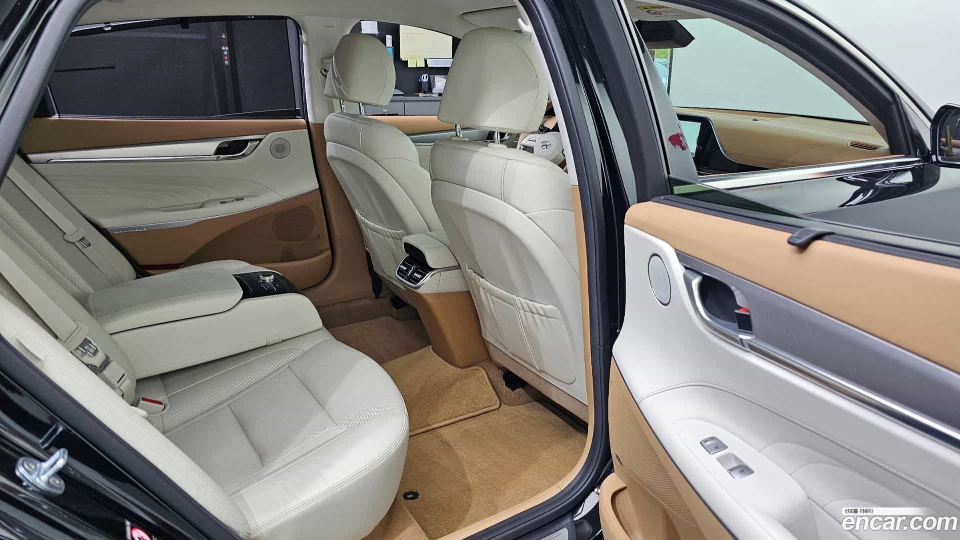 Grandeur Hyundai 2022.2-OPTION-015