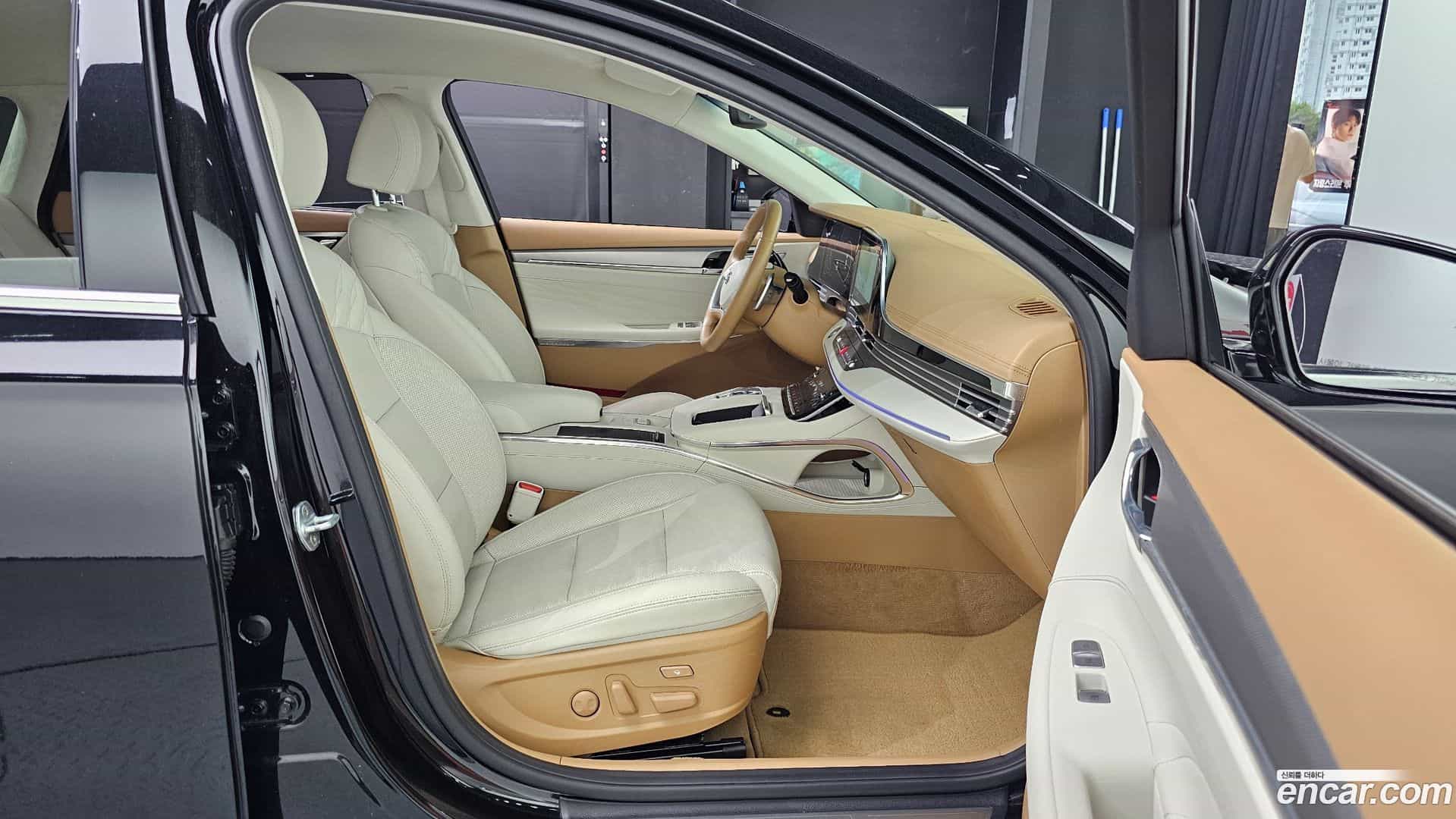 Grandeur Hyundai 2022.2-OPTION-016