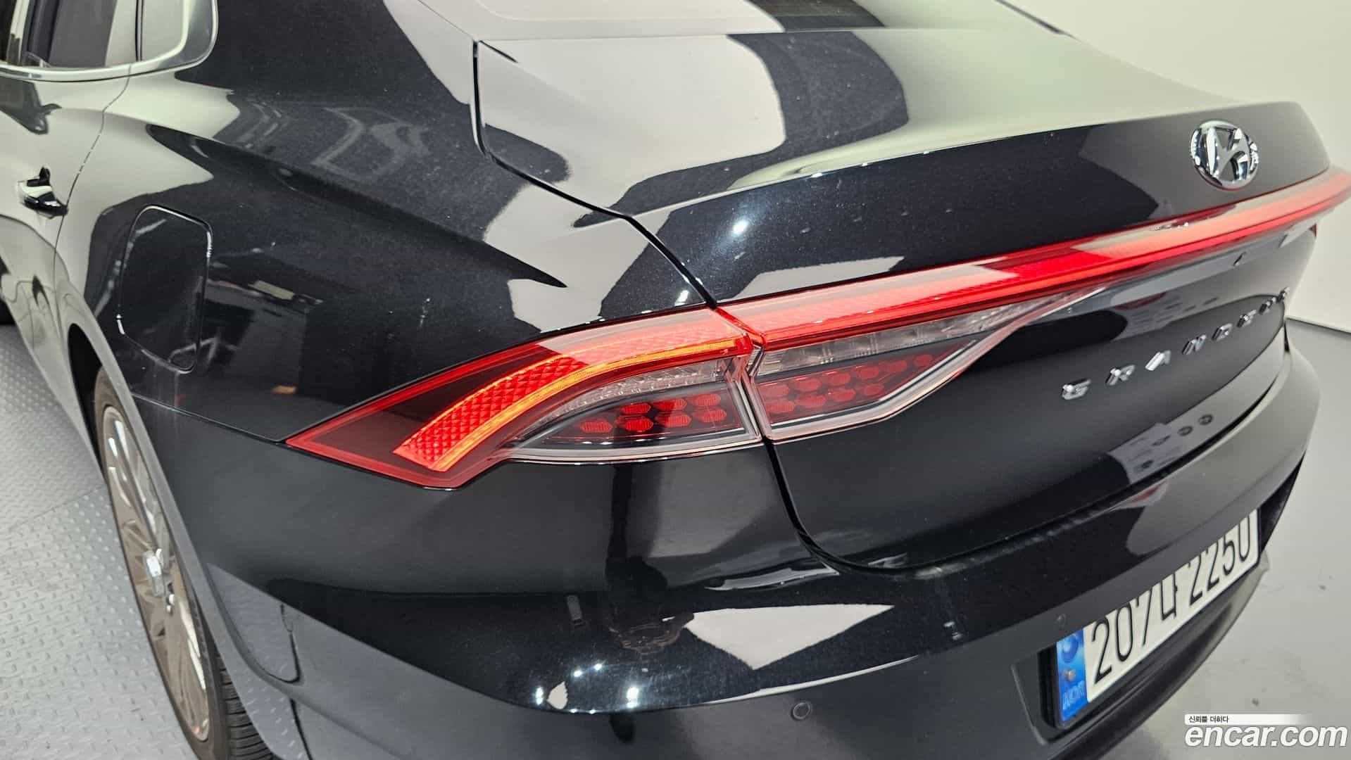 Grandeur Hyundai 2022.2-OUTER-033
