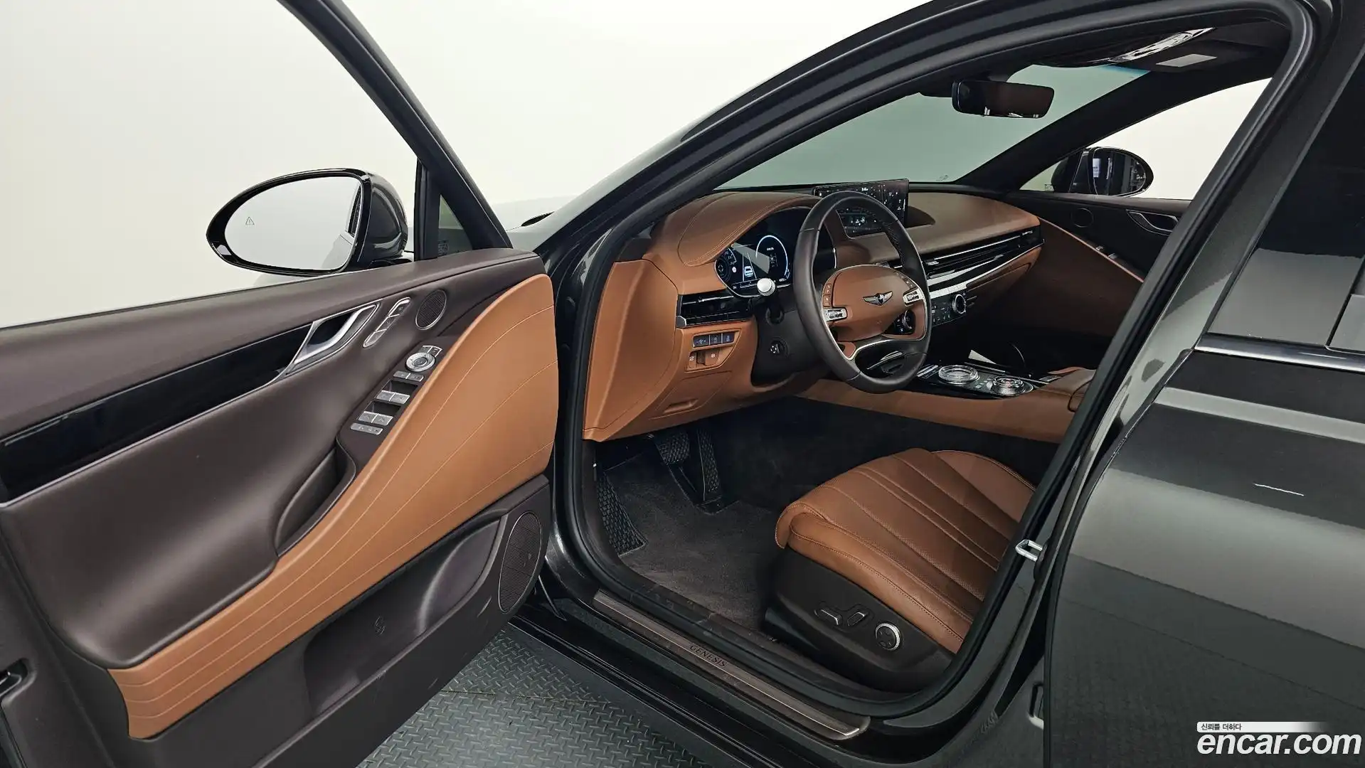 G80 Genesis 2022.8-INNER-010