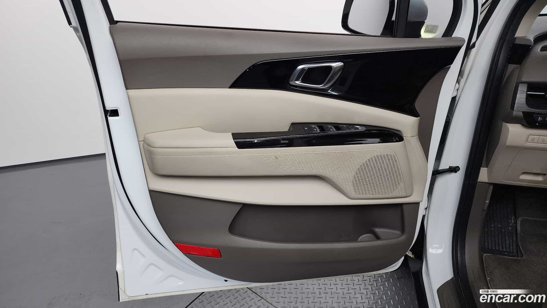 Canival Kia 2021.4-INNER-034