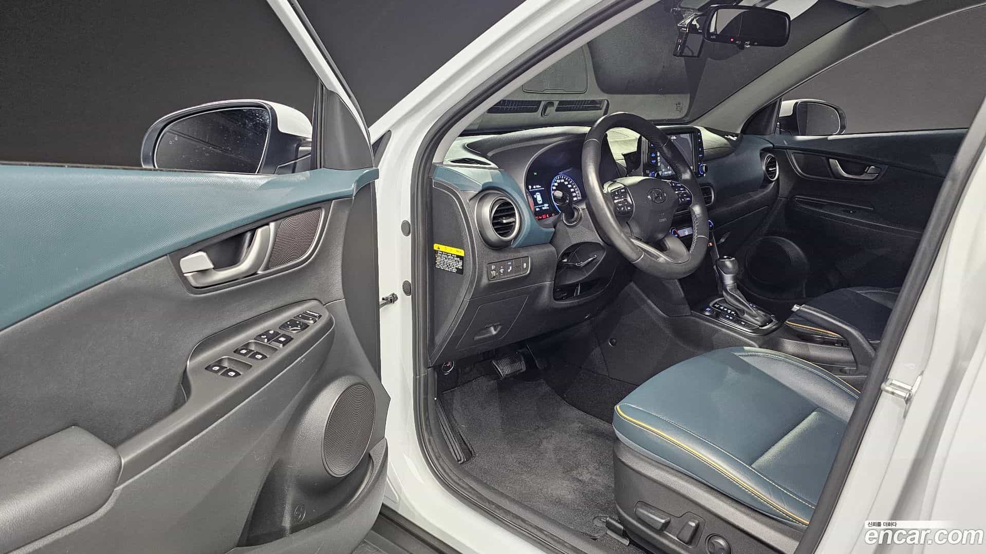 Kona Hyundai 2018.10-INNER-010