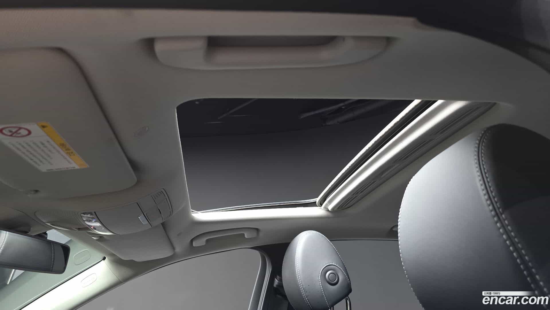 E-Class Mercedes-Benz 2020.7-OPTION-022