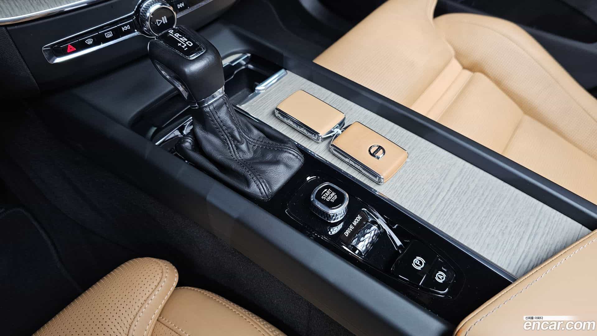 XC60 Volvo 2018.5-INNER-009