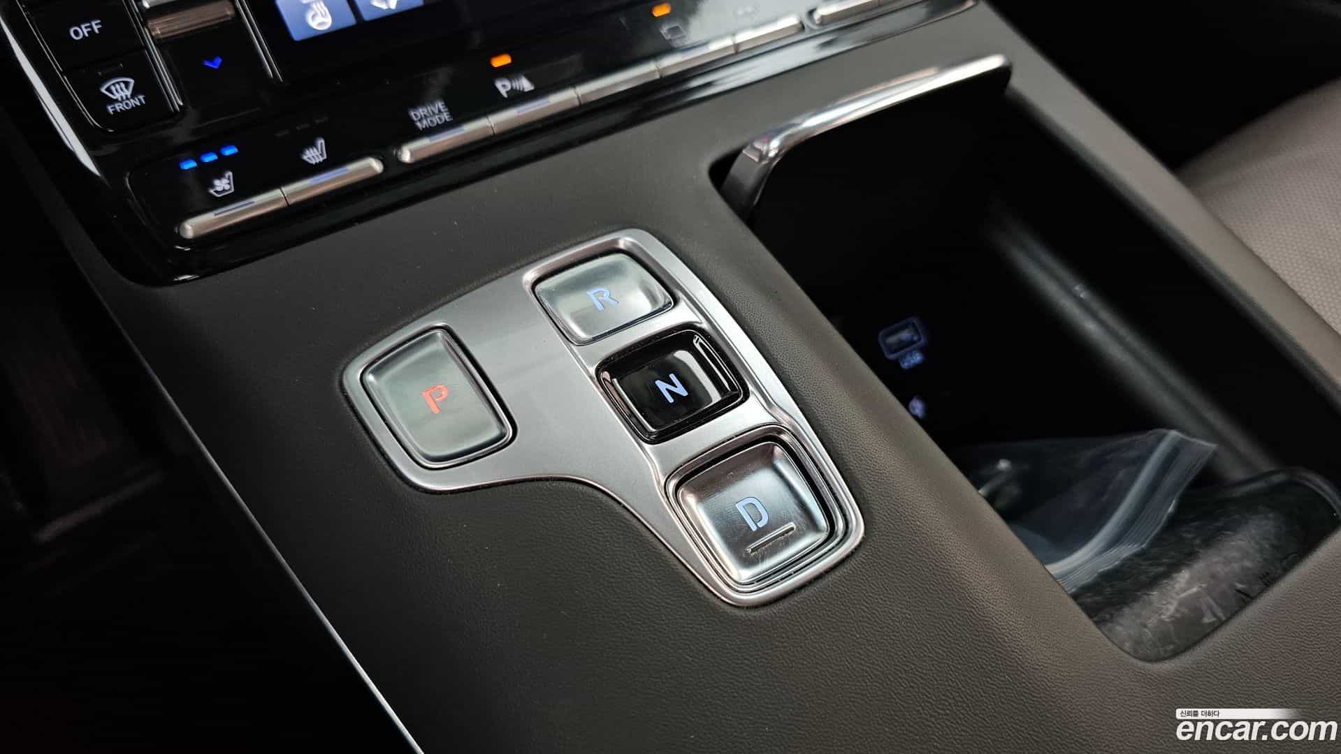 Grandeur Hyundai 2019.11-INNER-009