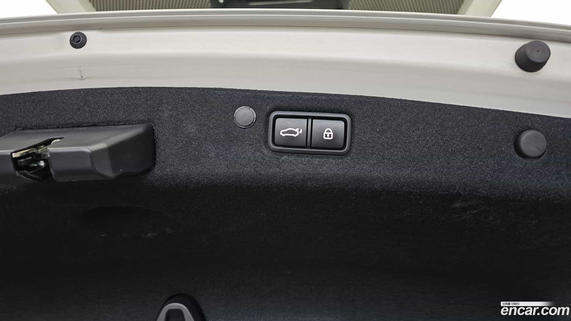 Grandeur Hyundai 2019.11-OPTION-047