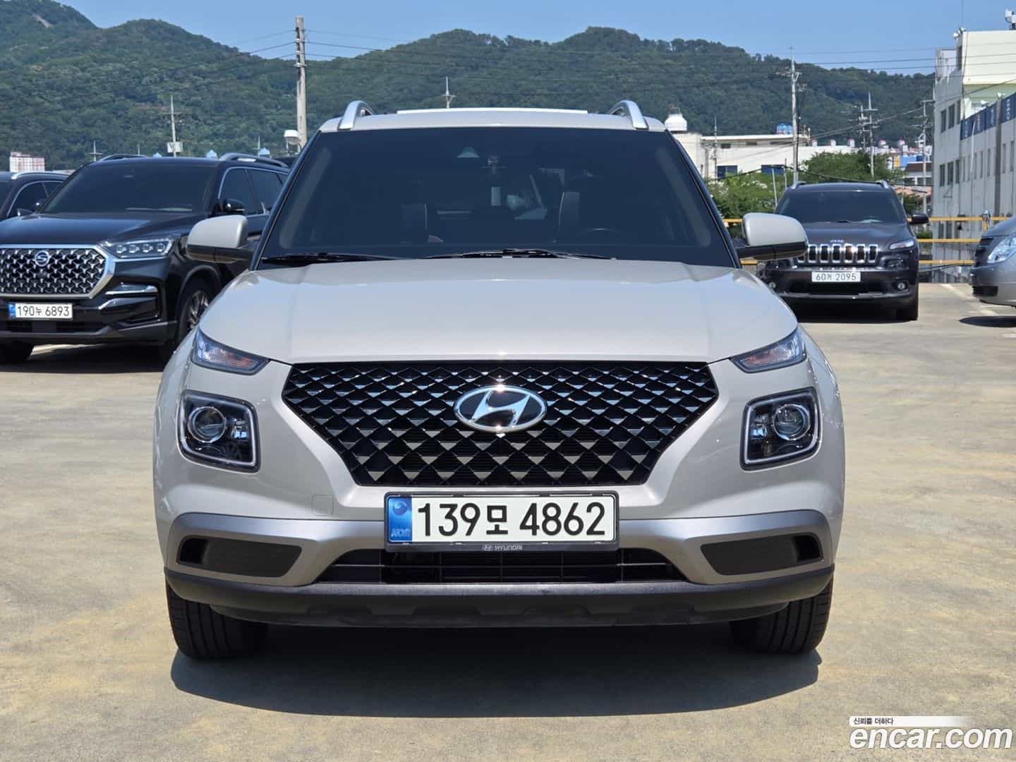 Venue Hyundai 2021.4-OUTER-003
