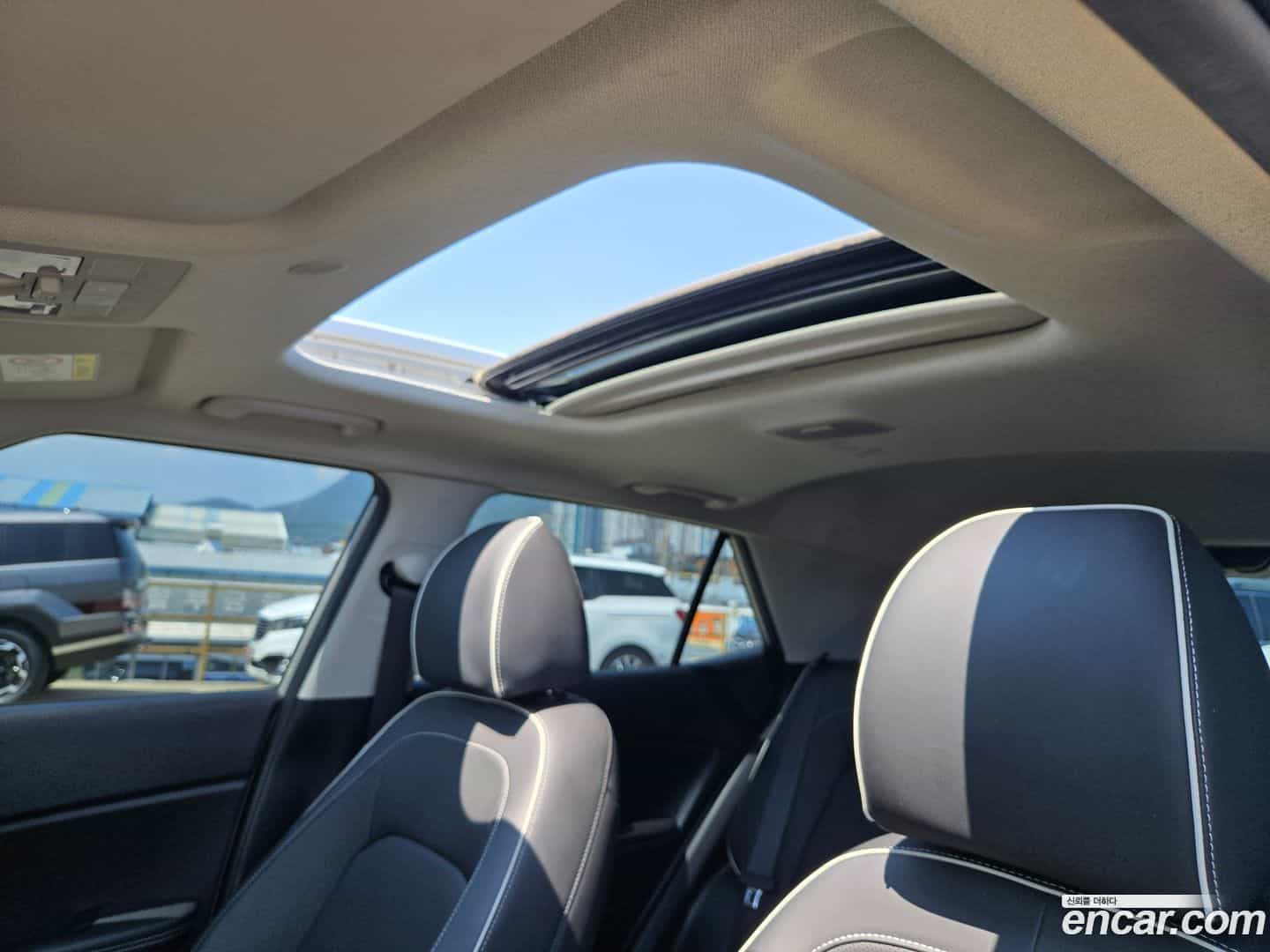 Venue Hyundai 2021.4-OPTION-023
