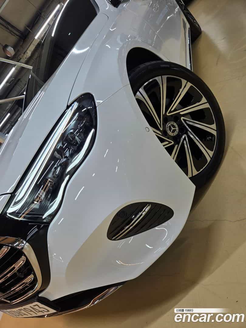 E-Class Mercedes-Benz 2025.11-OUTER-006