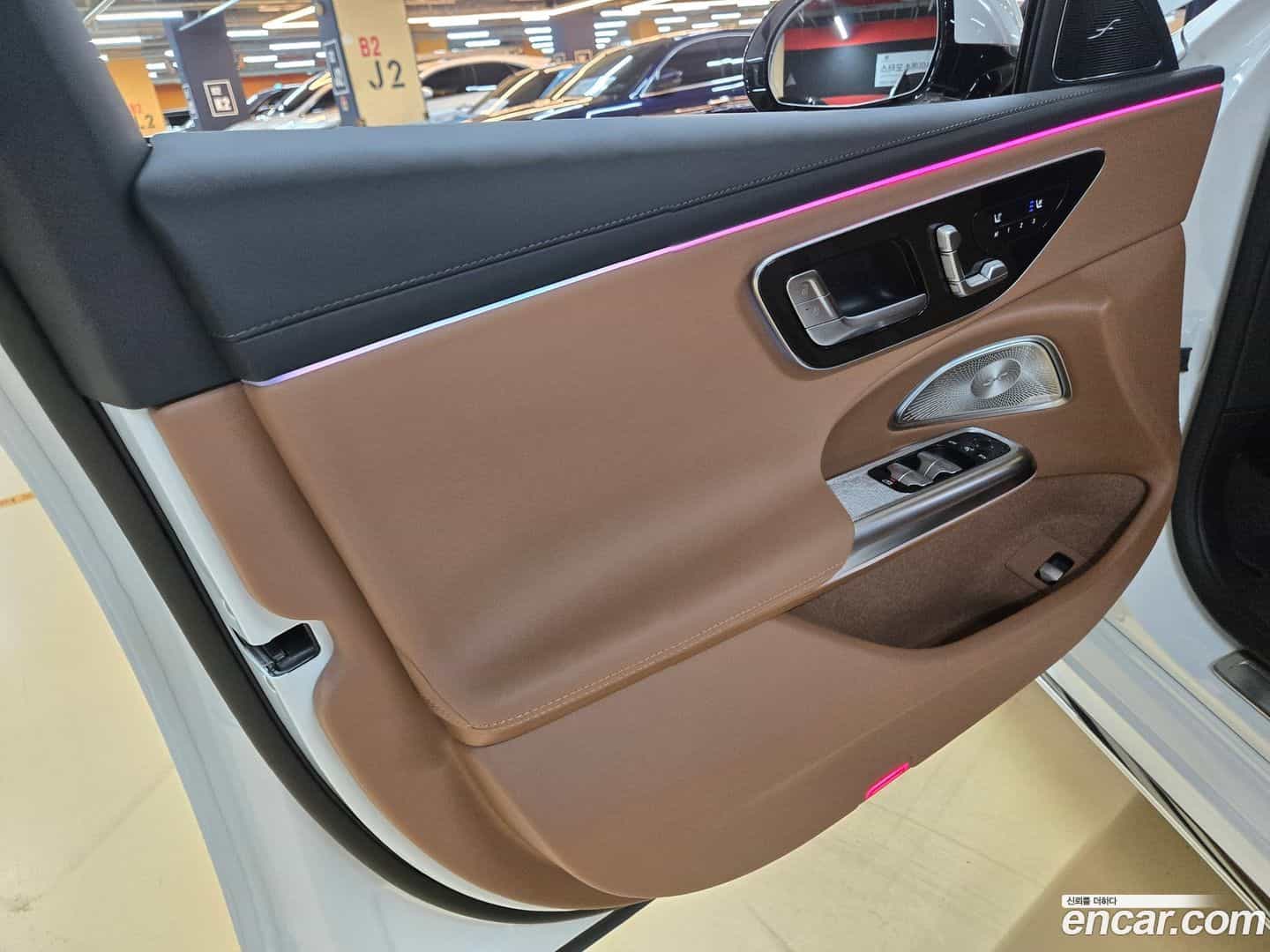 E-Class Mercedes-Benz 2025.11-OPTION-015