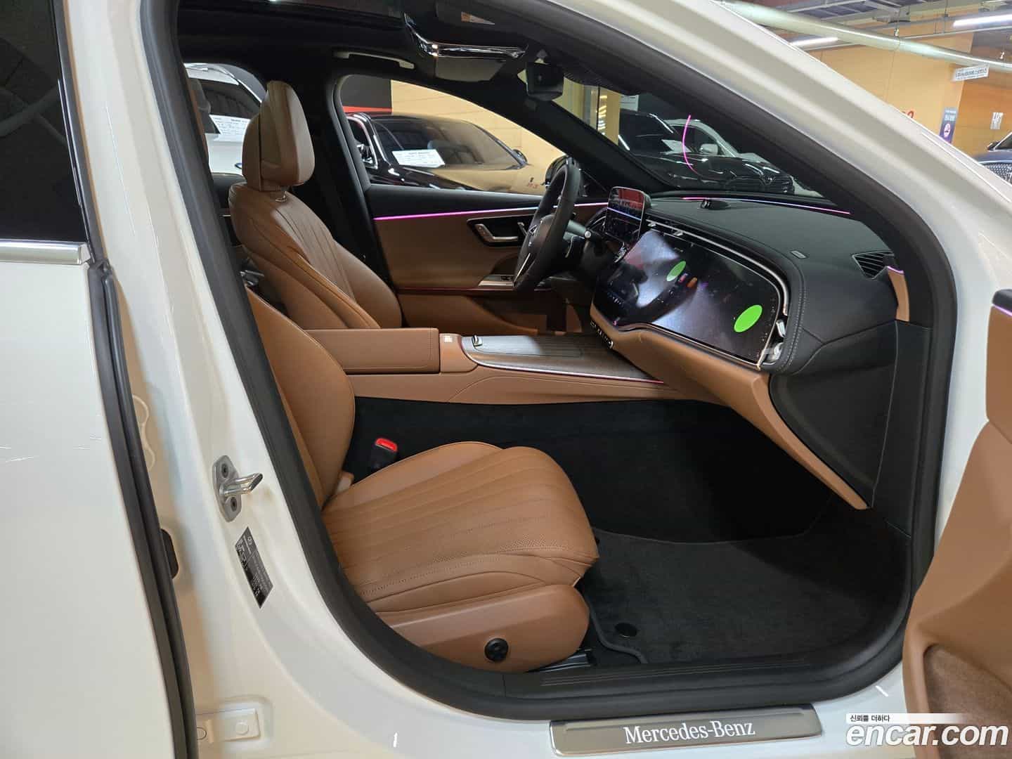 E-Class Mercedes-Benz 2025.11-OPTION-018
