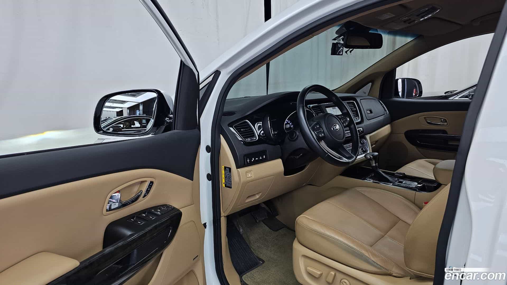 Canival Kia 2019.1-INNER-010