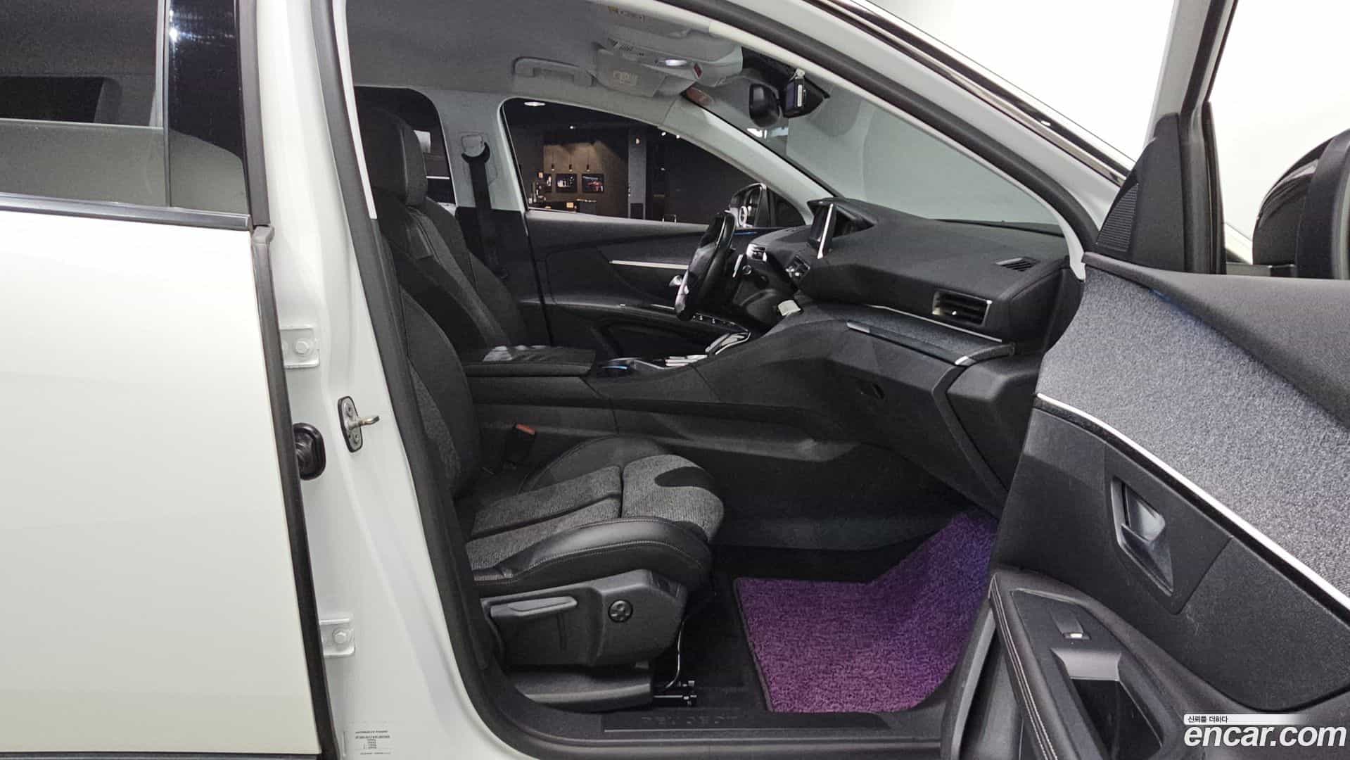 5008 Peugeot 2018.7-OPTION-016