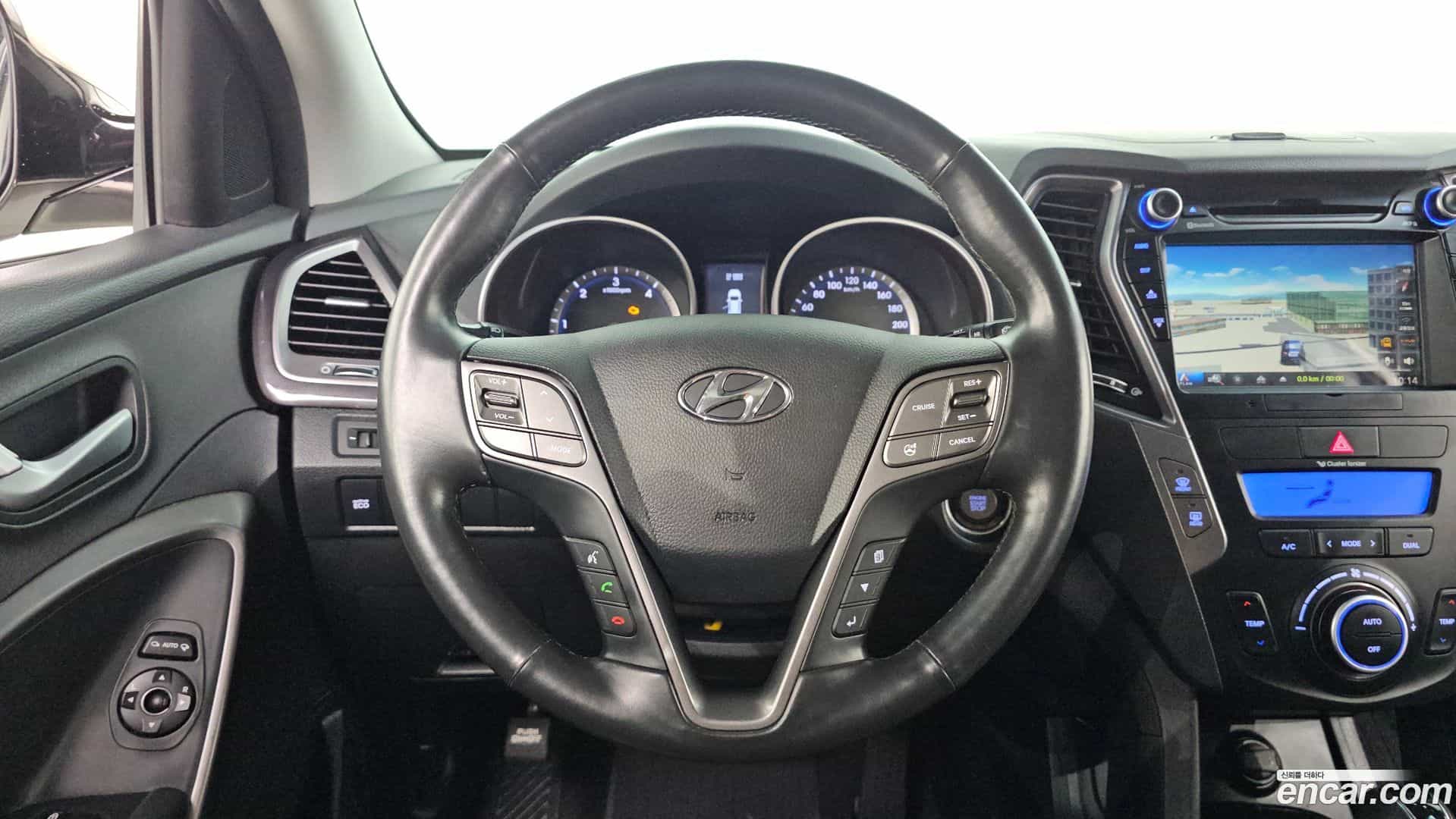 Santafe Hyundai 2015.2-OPTION-015