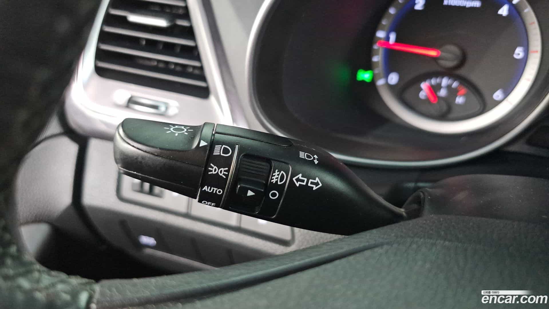 Santafe Hyundai 2015.2-OPTION-019