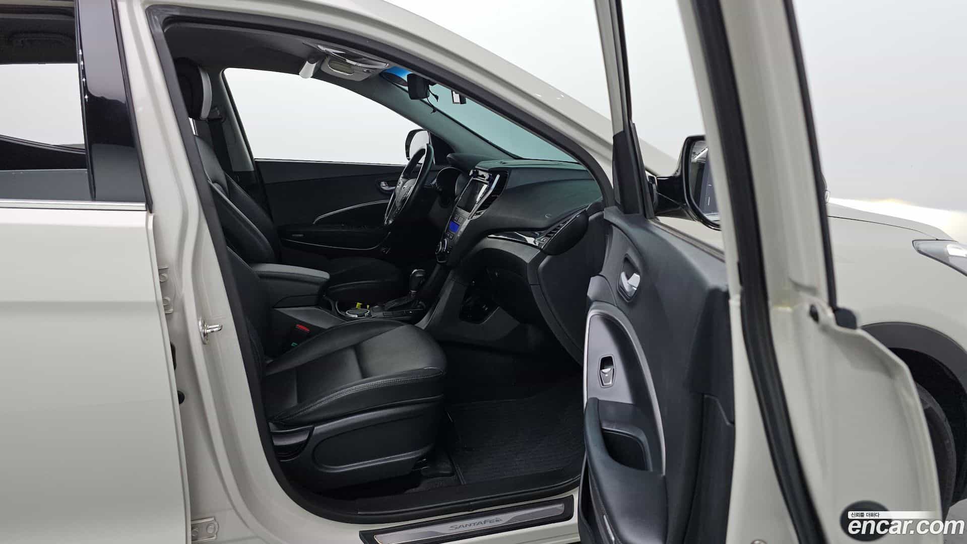 Santafe Hyundai 2015.2-OPTION-022