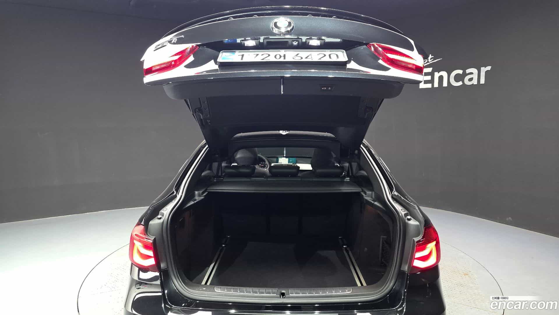 Gran Turismo BMW 2020.8-OPTION-021