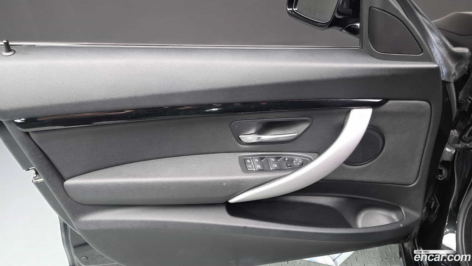 Gran Turismo BMW 2020.8-INNER-034
