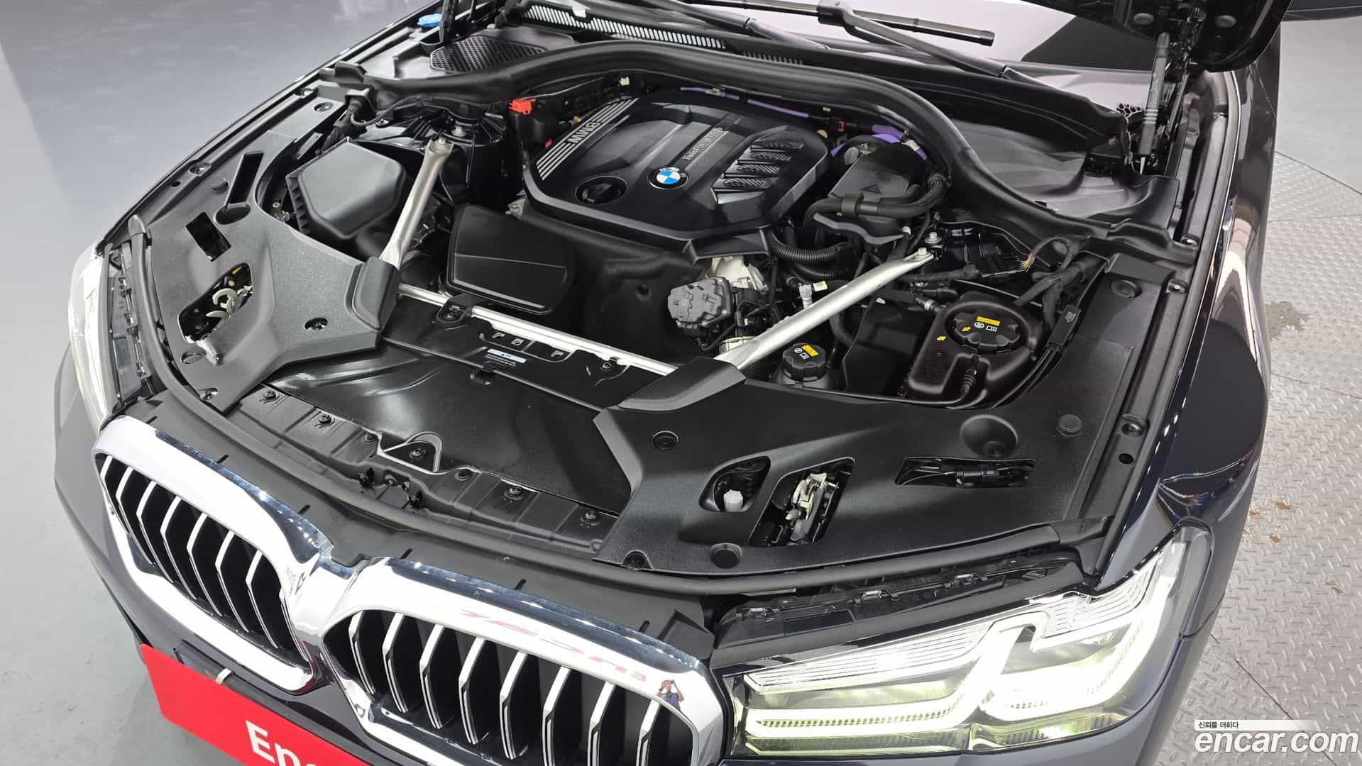5-Series BMW 2022.2-OUTER-006