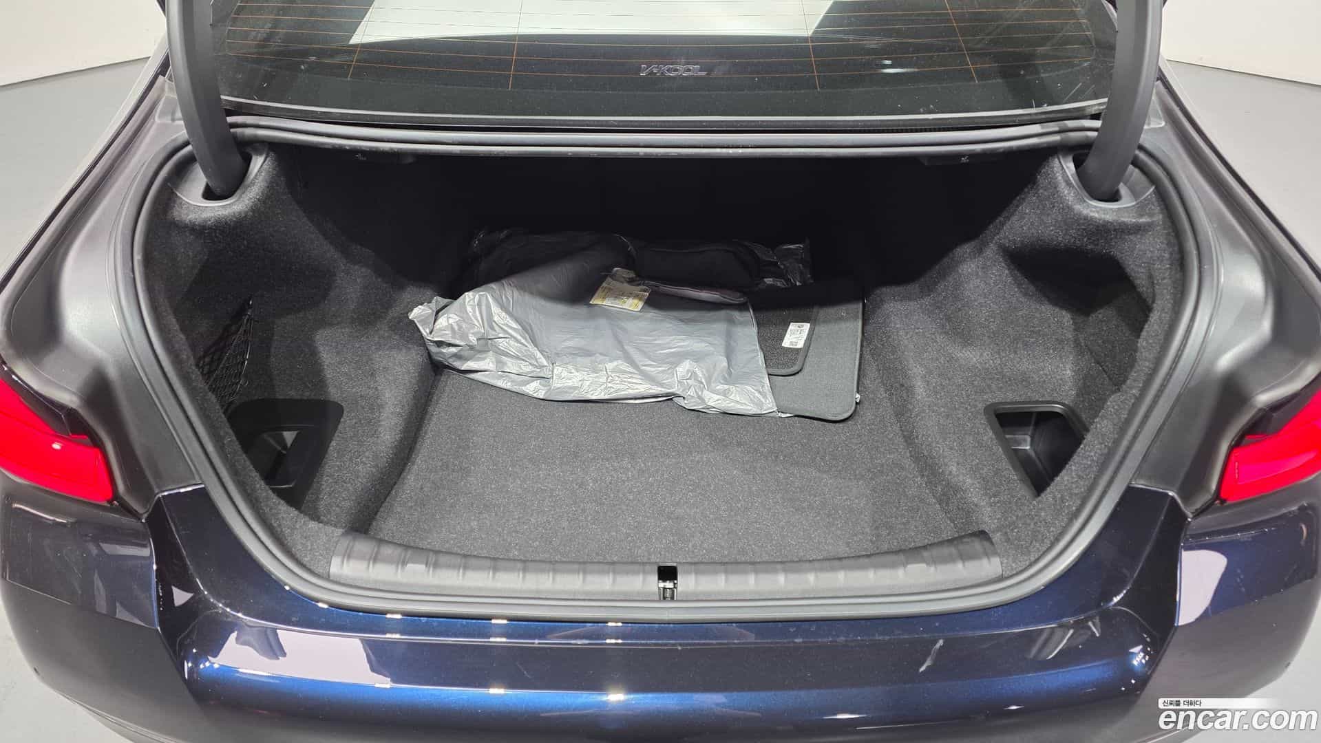 5-Series BMW 2022.2-OPTION-022