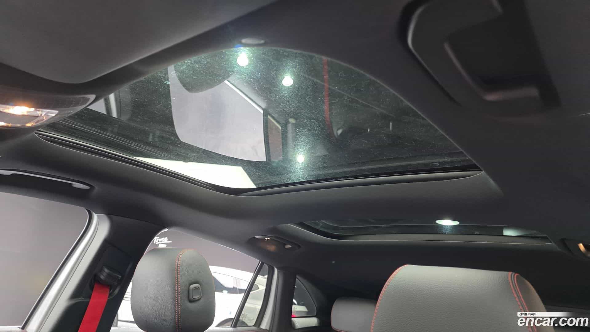GLA-Class Mercedes-Benz 2021.9-OPTION-020