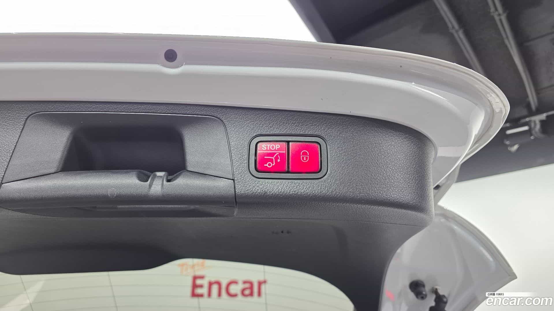 GLA-Class Mercedes-Benz 2021.9-OPTION-021