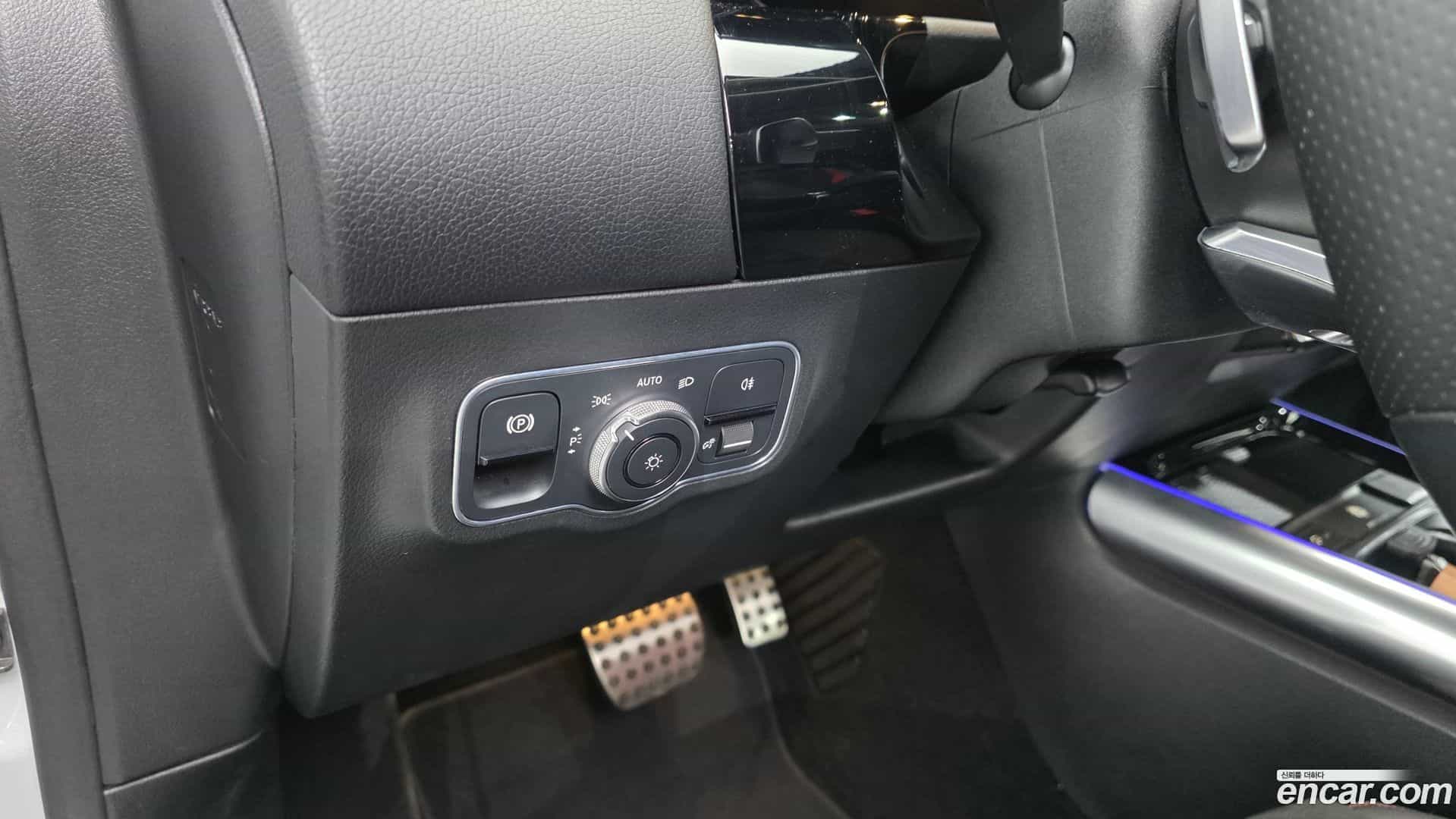 GLA-Class Mercedes-Benz 2021.9-OPTION-023