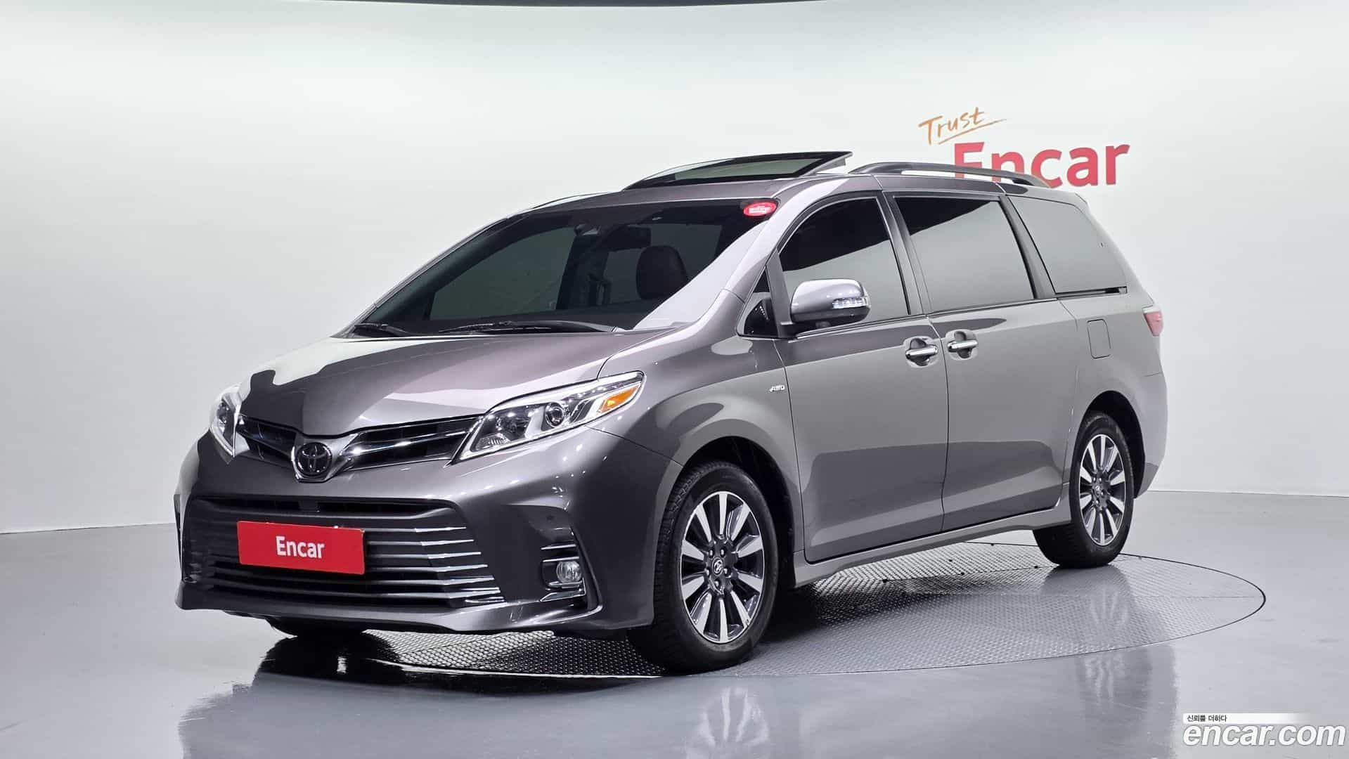 Sienna Toyota 2019.4-OUTER-001