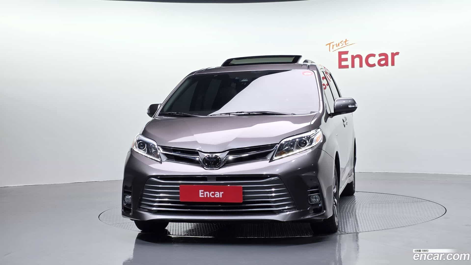 Sienna Toyota 2019.4-OUTER-003