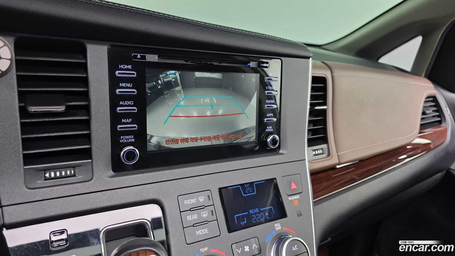 Sienna Toyota 2019.4-OPTION-020