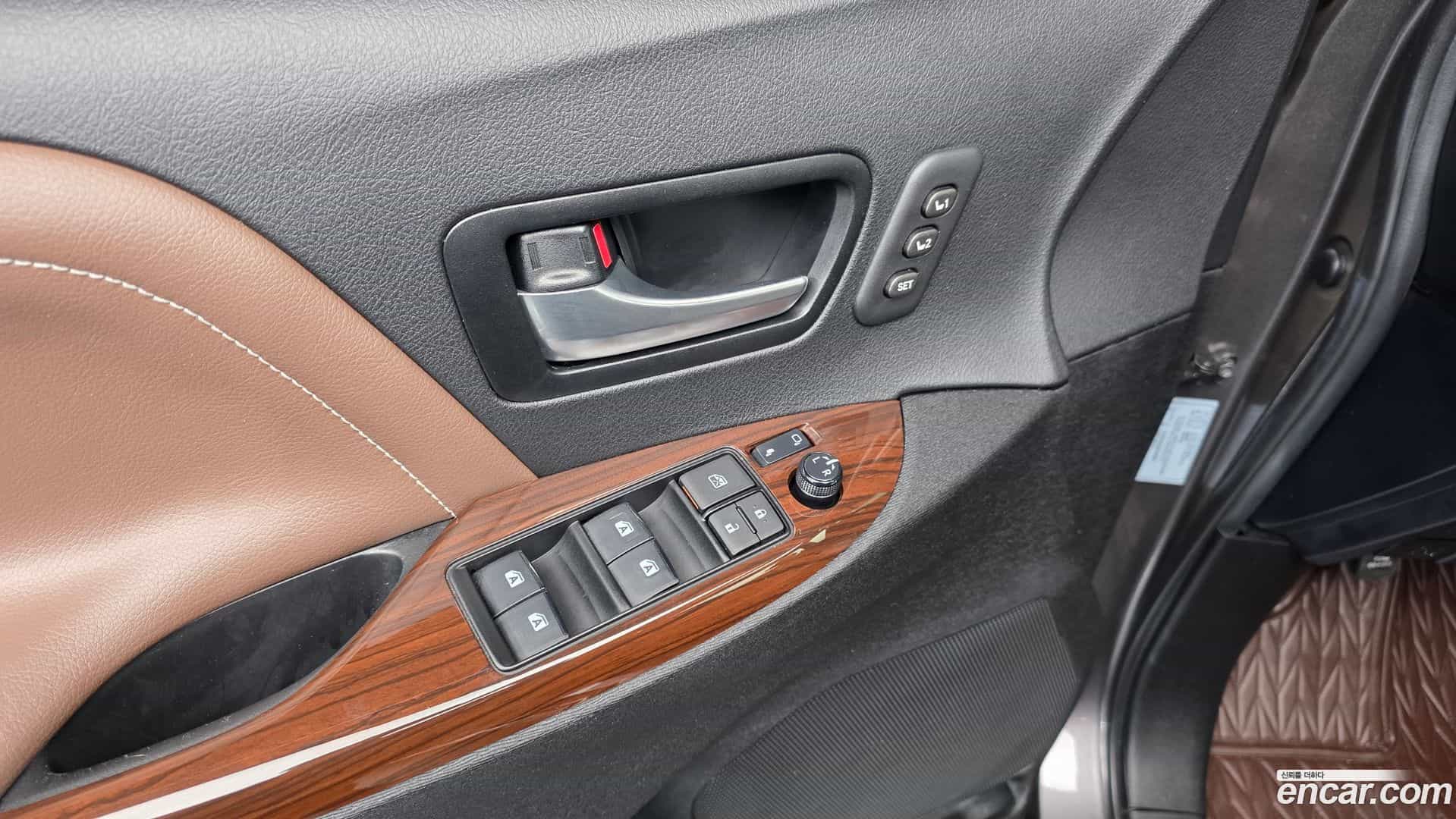Sienna Toyota 2019.4-OPTION-023