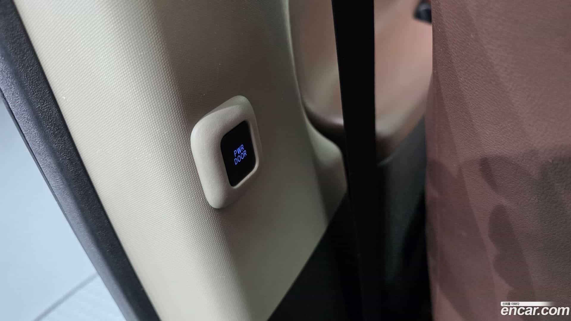 Sienna Toyota 2019.4-OPTION-046