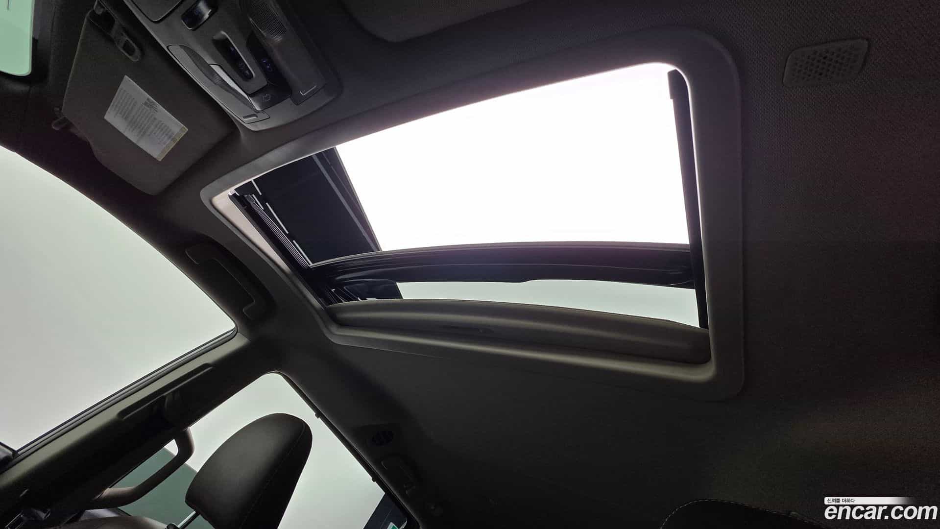 Sienna Toyota 2019.4-OPTION-047