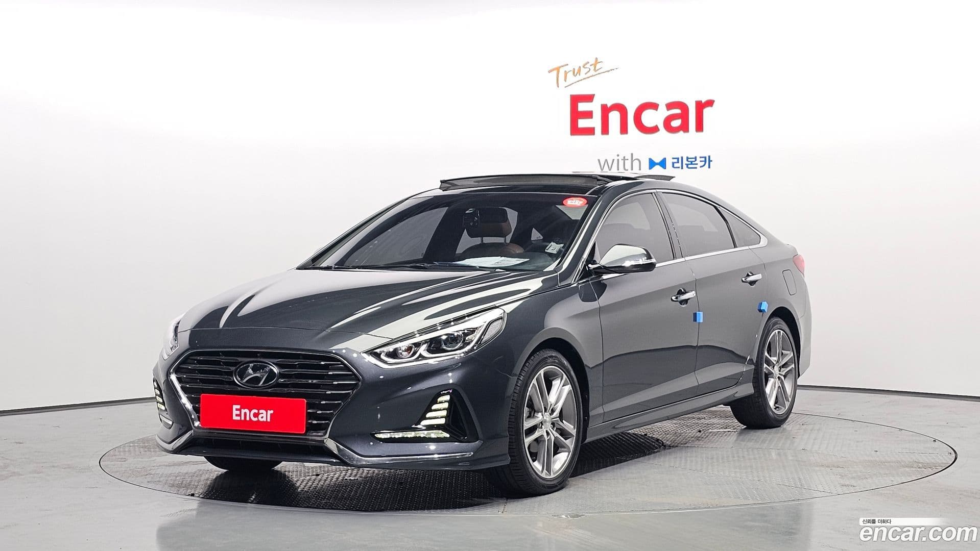 Main__Slider__Photo:Sonata Hyundai 2017.5-0