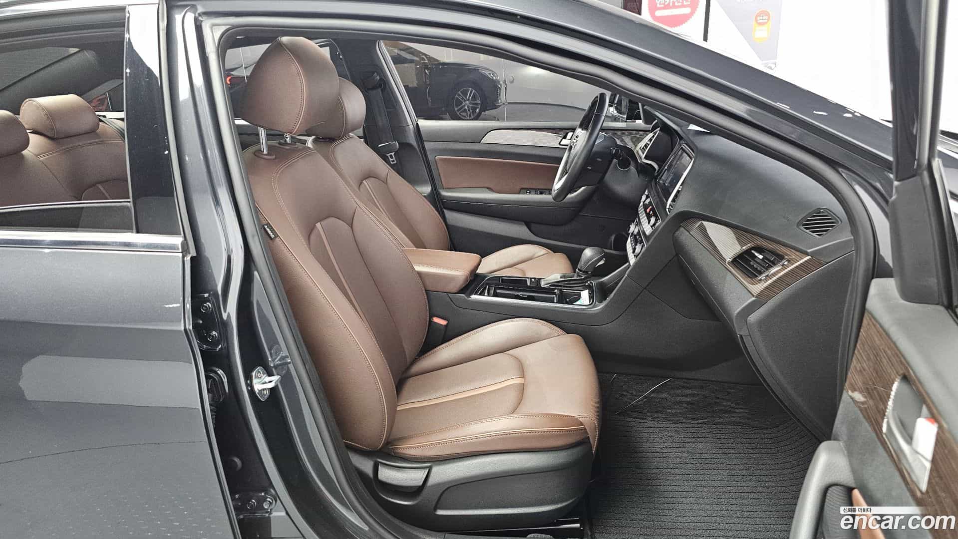 Sonata Hyundai 2017.5-INNER-010