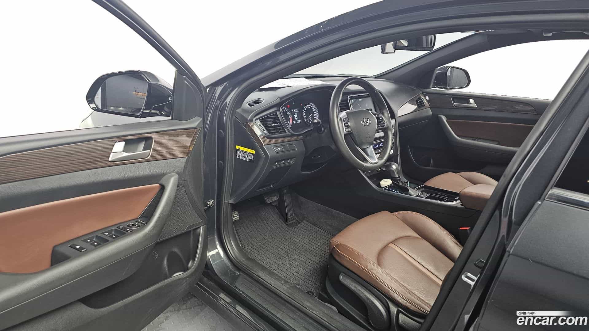 Sonata Hyundai 2017.5-OPTION-015