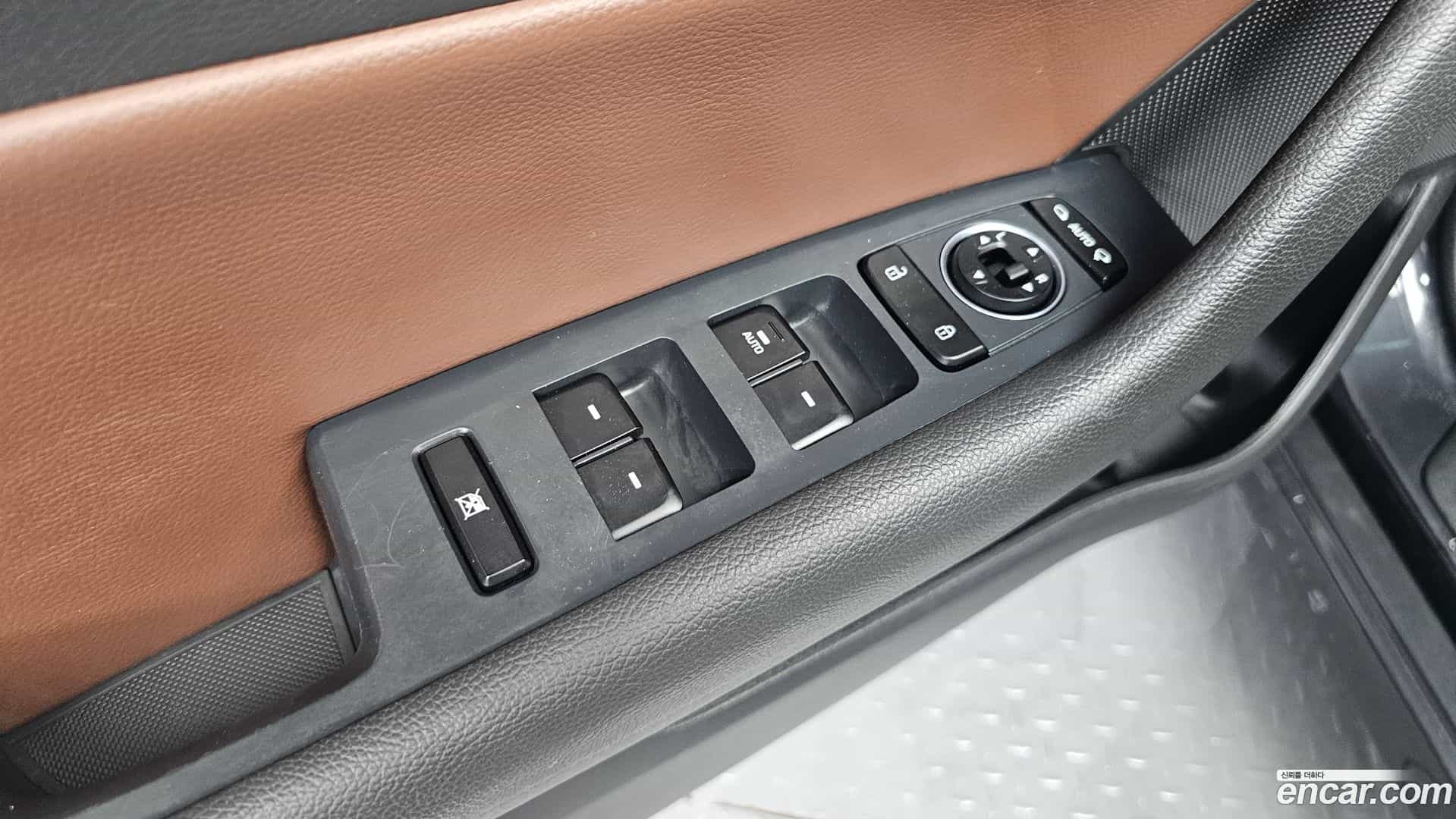Sonata Hyundai 2017.5-OPTION-021