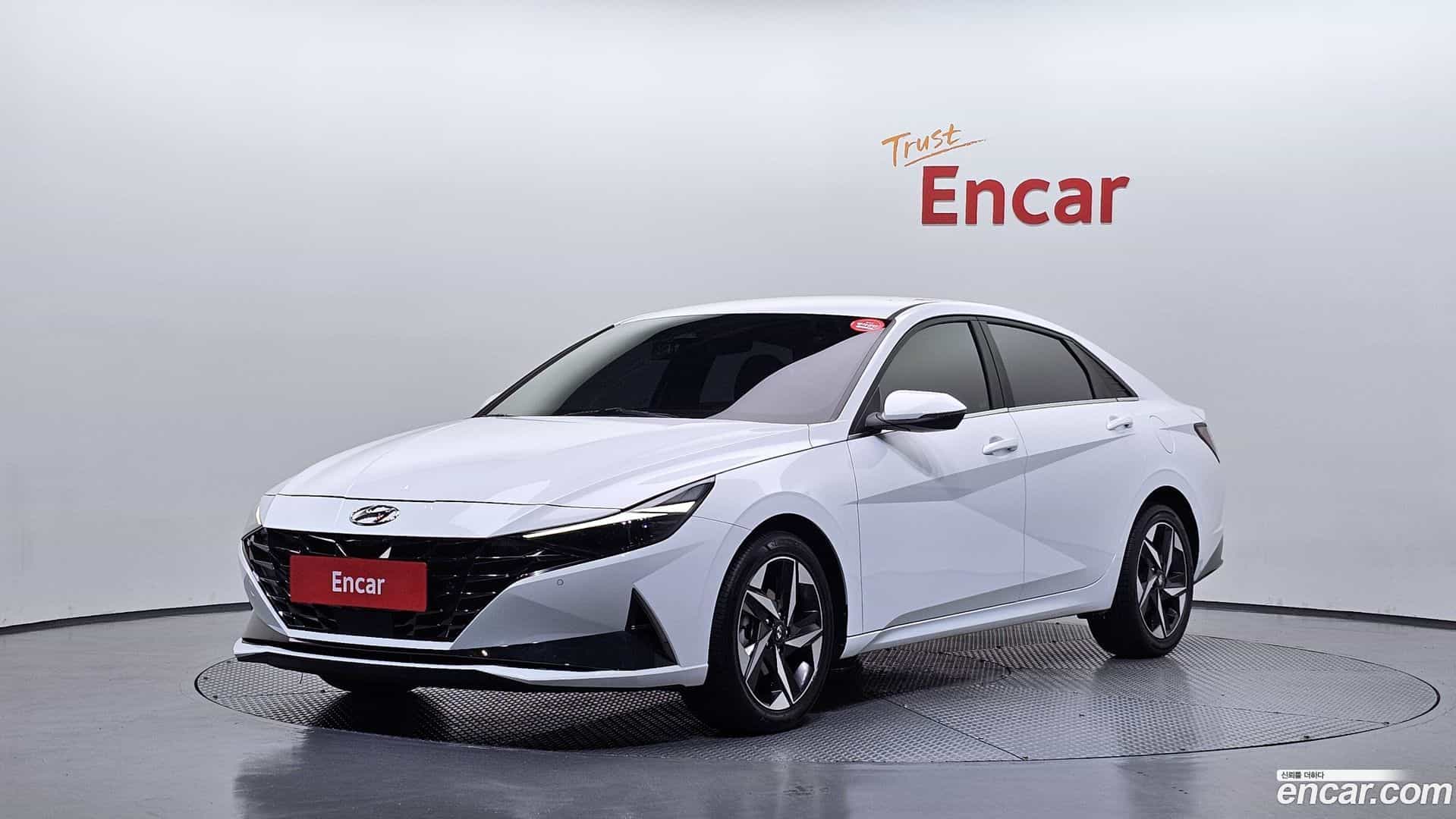 AVANTE Hyundai 2022.2-OUTER-001