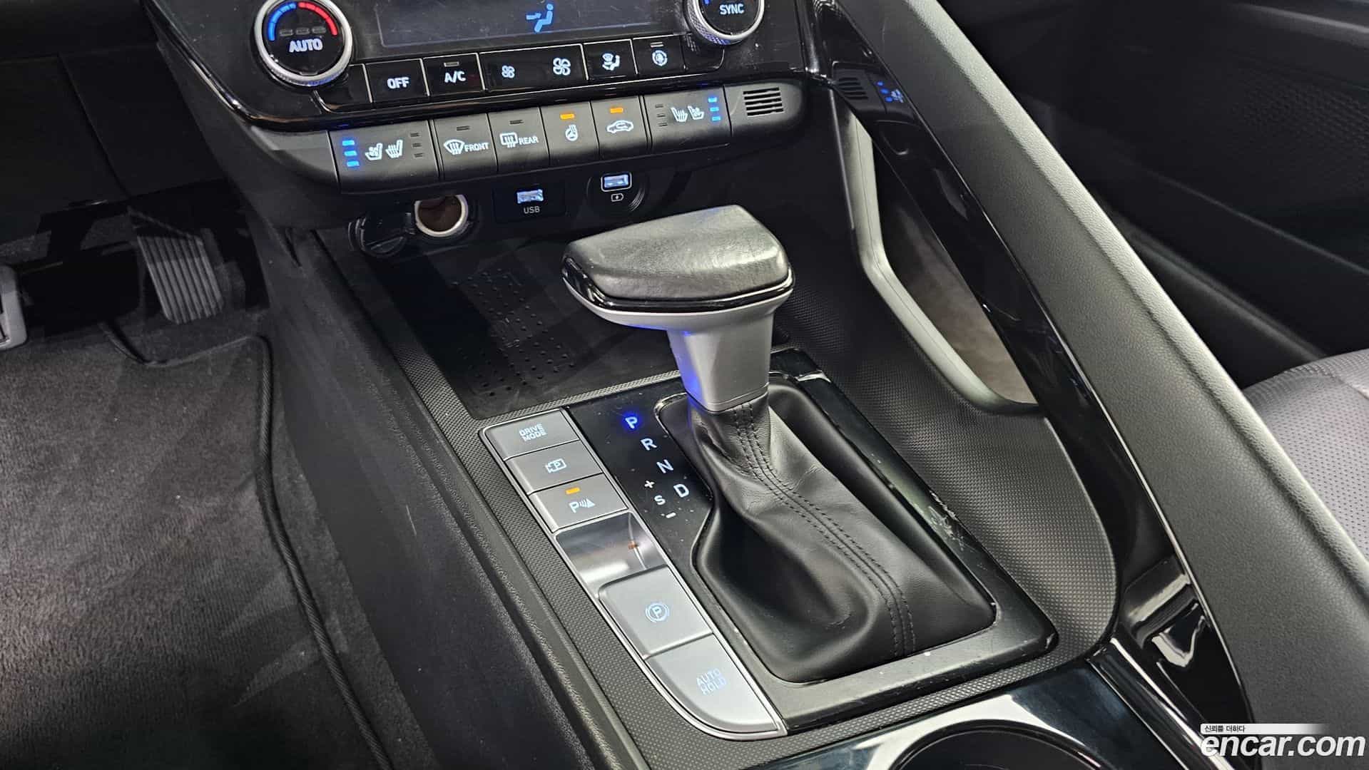AVANTE Hyundai 2022.2-INNER-009