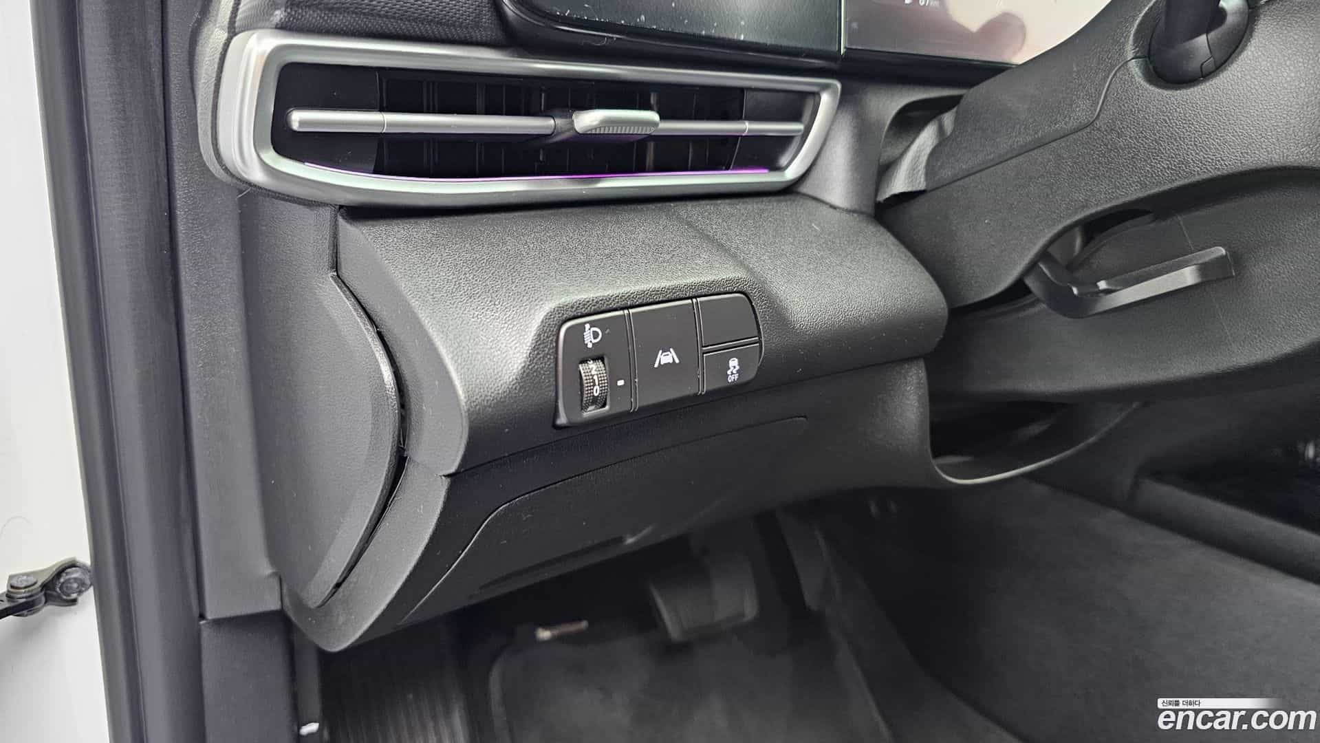 AVANTE Hyundai 2022.2-OPTION-020