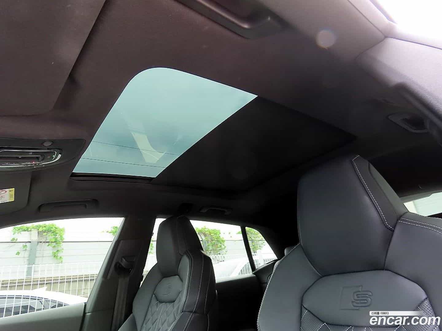 Q8 Audi 2021.1-OPTION-021